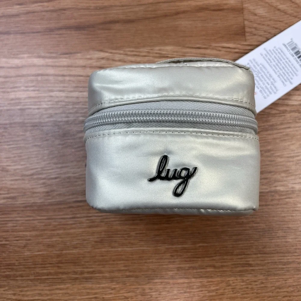 Lug Mini Swizzle‎ Jewelry Case in Metallic Champagne NEW